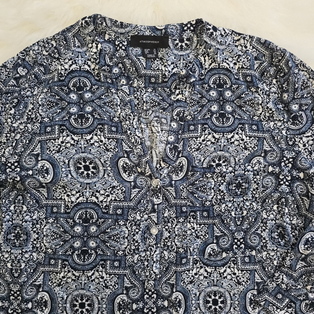 3 Atmosphere V-Neck Tunic Tops - Picture 3 of 7